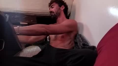 snag1_8 online show from October 8, 8:09 am