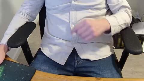 Sneakybill online show from January 18, 8:40 pm