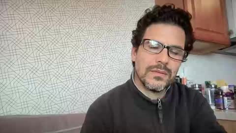 snfrisco76 online show from April 6, 7:37 pm