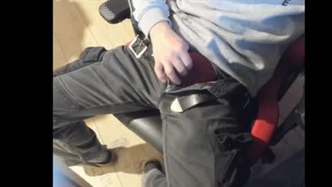 snip1977 online show from March 6, 9:42 pm