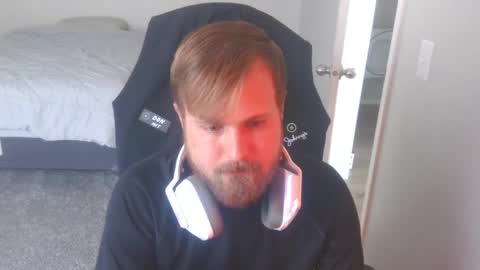 snipingmilfs online show from October 4, 3:43 pm