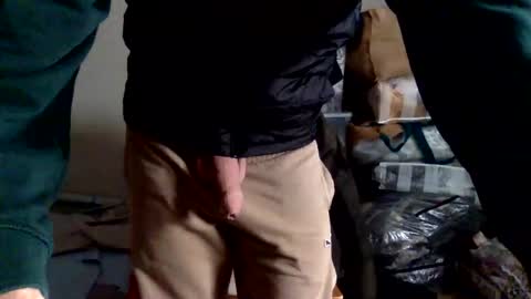 snoopy5644 online show from December 13, 1:12 pm