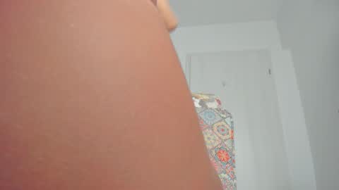 Snapshot of snow_flakee chatting on October 12, 4:38 am Maria online show from October 12, 4:38 am
