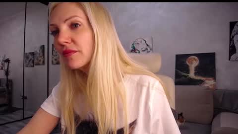 Monna online show from March 1, 7:07 pm