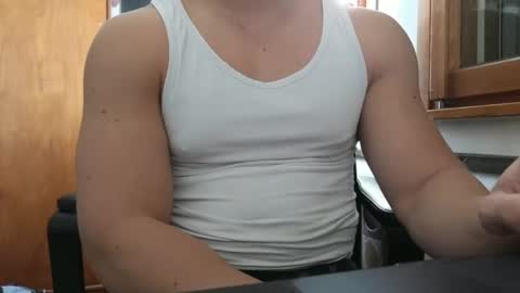 Snapshot of so_thick chatting on December 11, 12:34 pm luca - online show from December 11, 12:34 pm