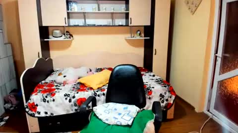 Soffy online show from June 25, 5:12 am