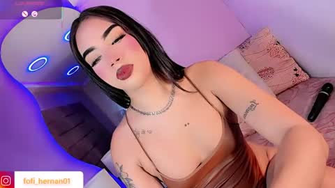 sofi_hdzz online show from June 18, 11:32 pm