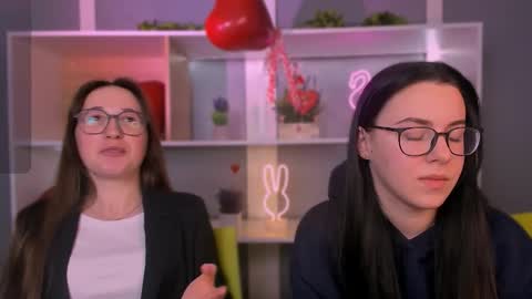 sofi_lonely online show from February 11, 6:06 am