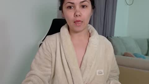 sofi moon26 online show from March 12, 9:40 pm