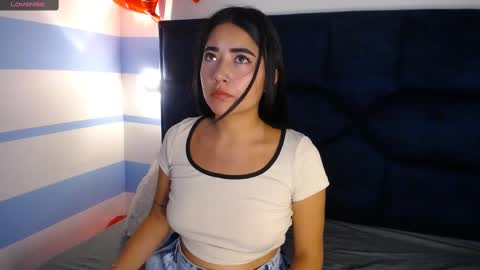 Snapshot of sofi_sweet09 chatting on February 20, 8:14 pm Susy online show from February 20, 8:14 pm