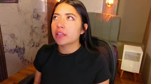 Snapshot of sofi_sweet09 chatting on October 4, 11:02 pm Susy online show from October 4, 11:02 pm