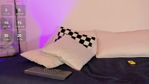 Sofi Vega online show from May 26, 1:28 pm