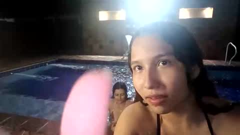 Snapshot of sofi_yendell chatting on October 2, 11:58 pm sofi online show from October 2, 11:58 pm