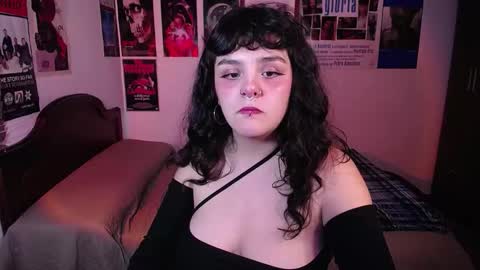 Sofi online show from March 25, 10:27 pm