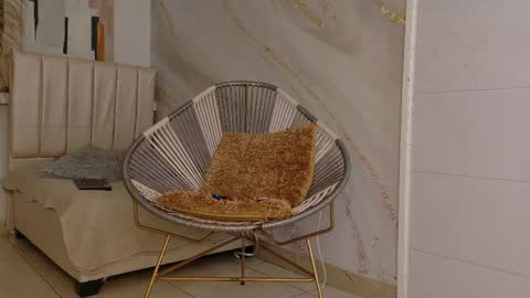 Sofi  online show from April 21, 6:59 pm