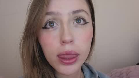     online show from September 12, 4:14 am