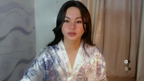 sofia_sweetheart18 online show from July 6, 4:09 pm