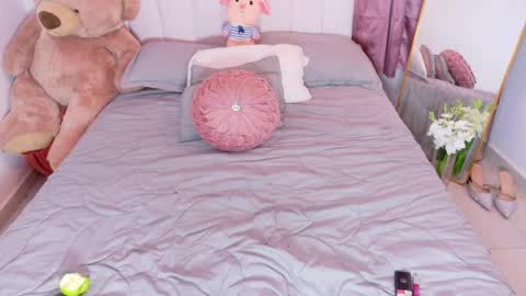 Sofia Stanley online show from June 1, 10:38 am