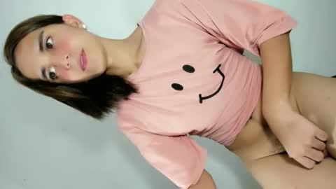 Sofie online show from May 11, 5:10 pm