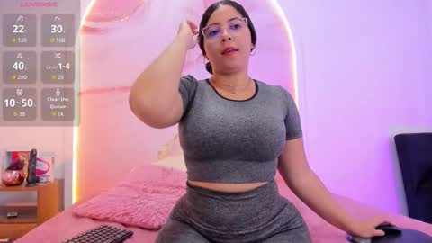 Snapshot of sofii_lopezz chatting on October 11, 11:37 am Sofii Lopezz online show from October 11, 11:37 am