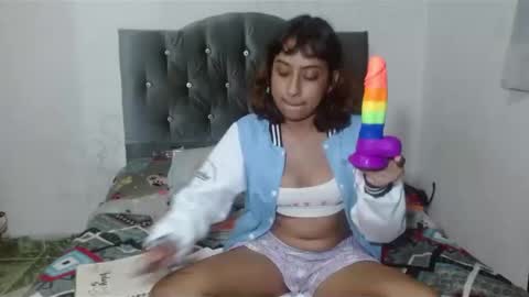 sofiia_cutte_ online show from December 3, 6:43 am