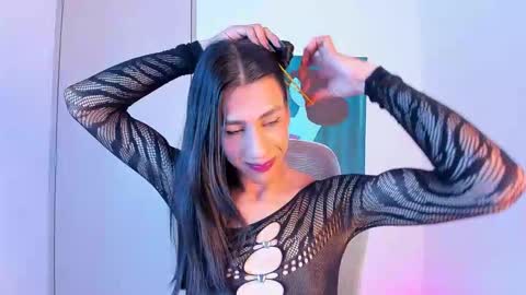 Sofi online show from March 29, 3:57 pm