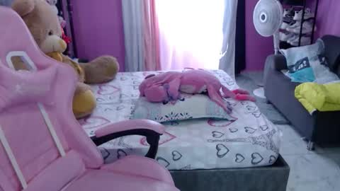 sofia Dreams online show from March 13, 7:17 pm