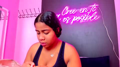 sofiifox online show from March 5, 1:06 pm