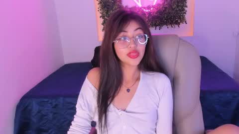 Sofi online show from August 5, 12:46 pm