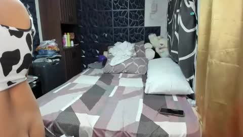 Snapshot of soft_angel8 chatting on October 23, 2:07 pm Angel online show from October 23, 2:07 pm