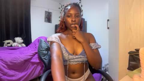 soft_nicole online show from March 10, 8:57 pm