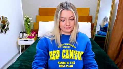 Softpleasurex online show from February 21, 7:01 am