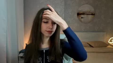 Kelly online show from September 18, 3:49 pm