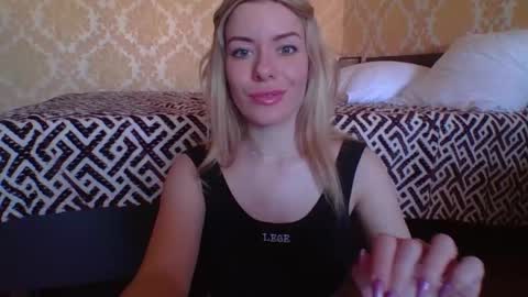 softy_aura online show from May 5, 10:21 am