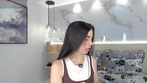 Sol Avelar online show from May 12, 11:25 pm