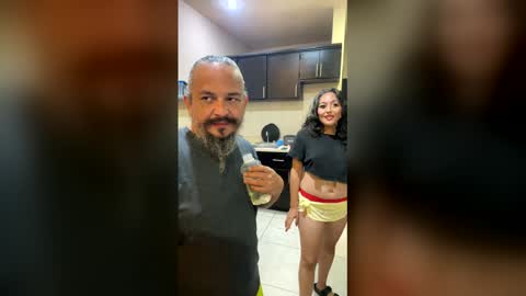 SollhMaarh online show from April 25, 4:36 am