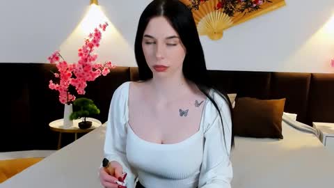 Catherine online show from February 1, 2:25 pm