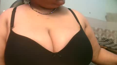 soni88888 online show from February 28, 10:20 am