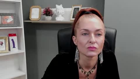 Sonia online show from December 2, 2:59 pm