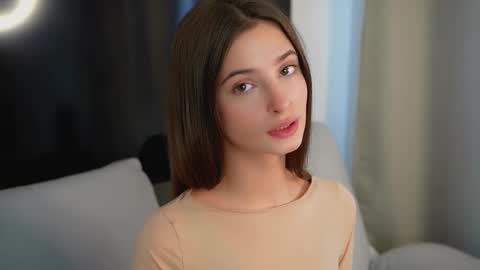 Eva 3 online show from October 2, 9:19 am