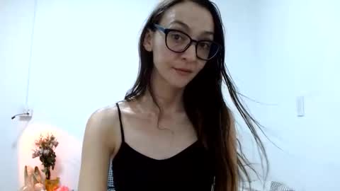 SonyaSays online show from May 11, 1:01 am