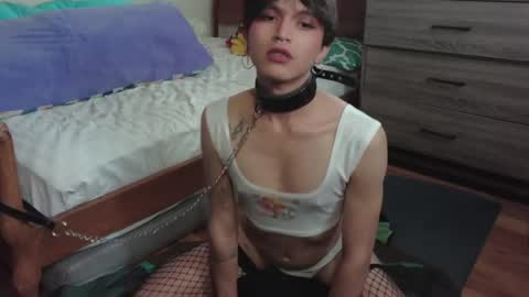 soophiebby online show from May 25, 6:03 pm