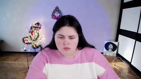 sophia__olsen online show from January 17, 9:41 am