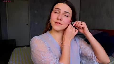 Sophia online show from May 4, 7:37 am
