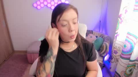 sophia_grants online show from March 28, 9:16 pm