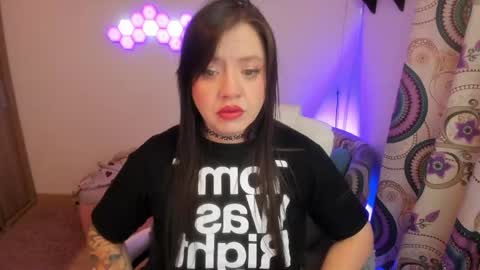 sophia_grants online show from April 28, 2:27 am