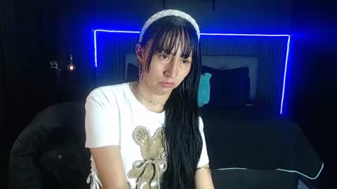S O P H I A  online show from June 22, 1:29 pm