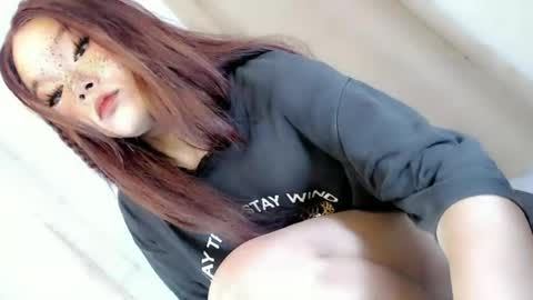 sophia_walker18 online show from July 7, 4:58 am