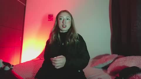 Sophie online show from December 29, 3:54 am