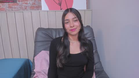 Sophie online show from January 8, 3:39 pm